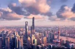 科索沃队勇夺头筹，继续前行
